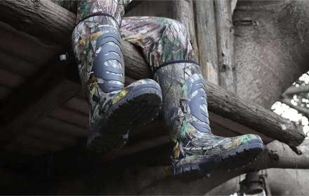 Rubber vs Leather Hunting Boots: Which One Is Better?