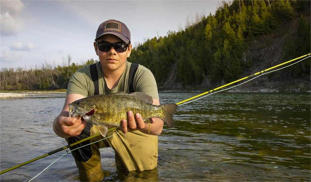 catch a red sys smallmouth bass