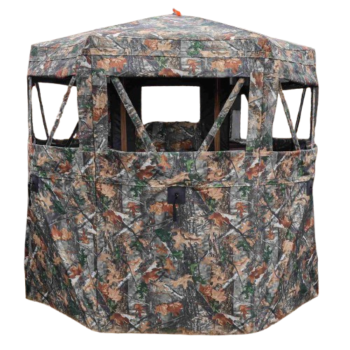 300 degree hunting blind, roomy enough for 3 hunters